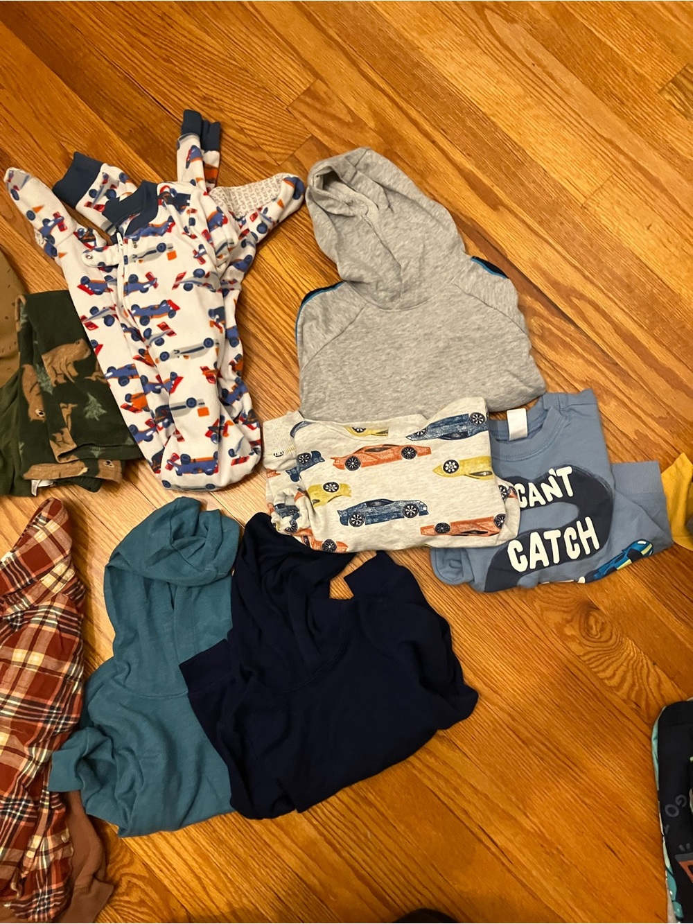 Carter’s bundle - Picture 3 of 4